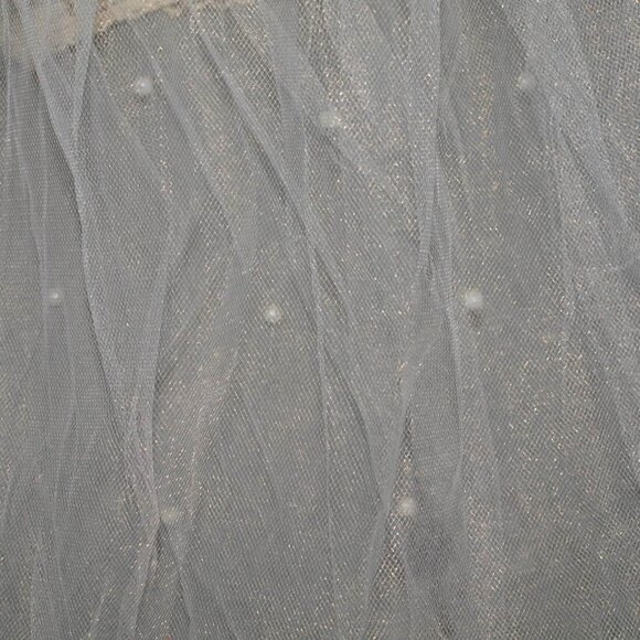 White Veil 2 Layer with Pearl Gems Ribbon Trim USED FOR PHOTO SHOOTS - Picture 9 of 9